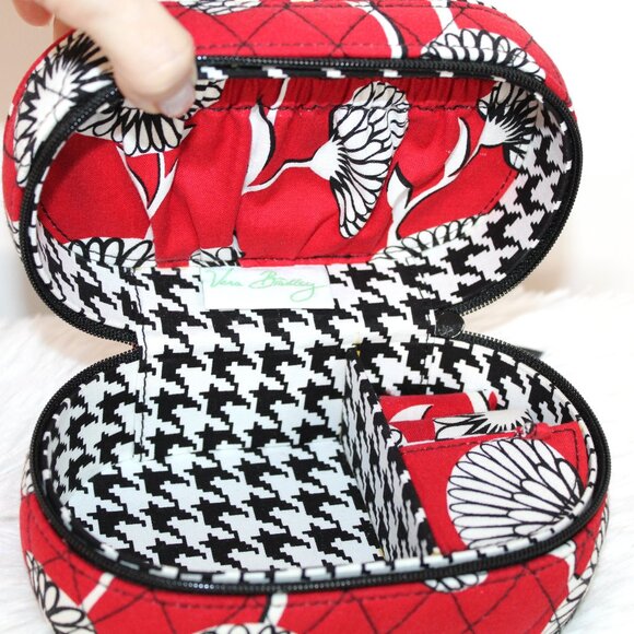 Vera Bradley Deco Daisy Jewelry Box - Picture 13 of 15
